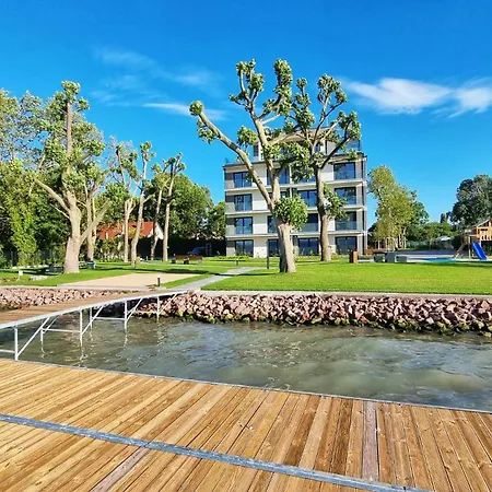 Appartement Platan Waterfront Balatonboglár